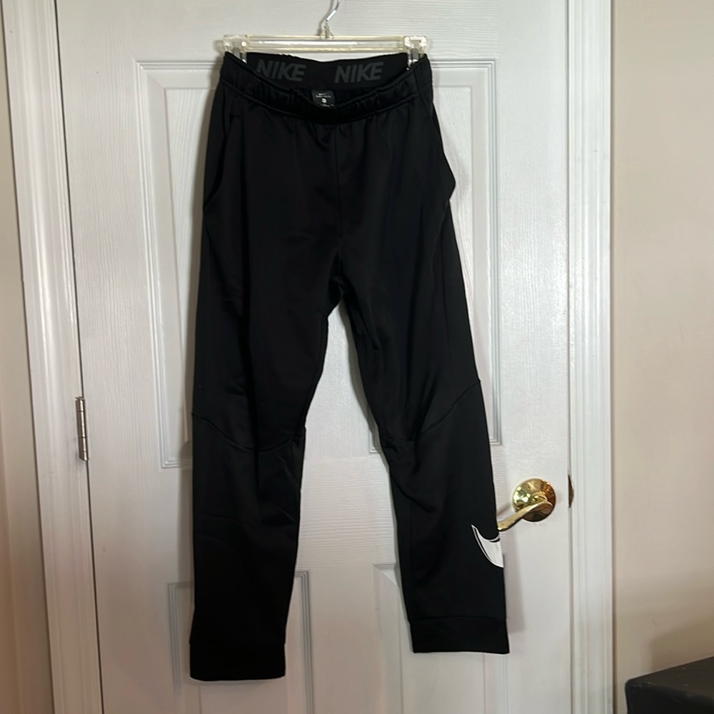 Nike Sweatpants Boy Size XL Black Like New